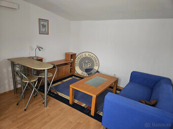 L&P | Prenajmem útulný domček so záhradným sedením