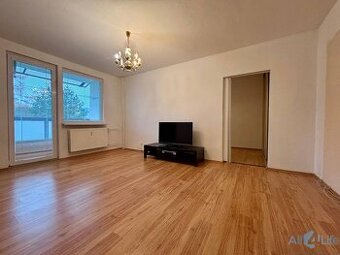 Atraktívny 2-izbový byt s balkónom vo výbornej lokalite Pieš