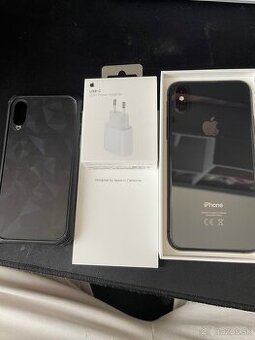 Iphone xs top stav 100% baterka + Darčeky