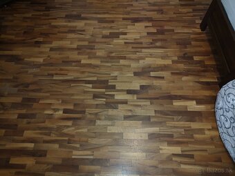 Predám orechové drevené parkety nové