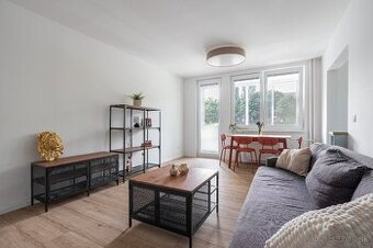 Moderný 3-izbový byt s loggiou v lokalite Karlovej Vsi