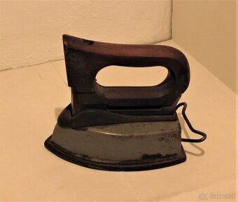 Stará žehlička - 1