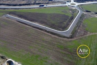 Predám 1.528m2 komerčný stavebný pozemok na obchvate