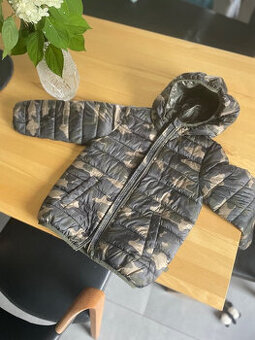 Prechodna Benetton bunda - velkost 120/7-8 rokov