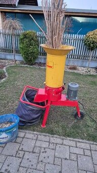 Predám drvičku konárov samix 3KW 380Vlt