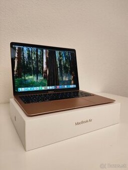 MacBook Air 2020 | i7 • 8GB • 256GB SSD💾