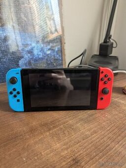 Predám NINTENDO SWITCH Stav 8/10 Používané