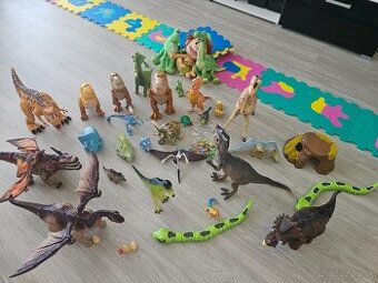 Dinosaury