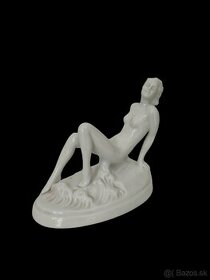 Royal dux akt žena Strobach porcelánová soška