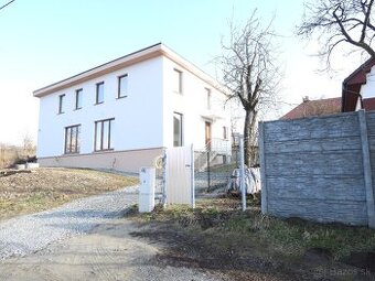 Predaj 4 izbovej novostavby rodinného domu Drienov