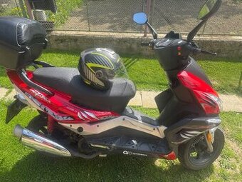 Skúter 125