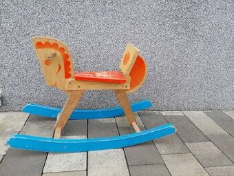 Hojdaci koník