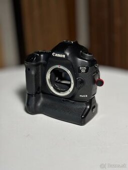 Canon EOS 5D mark 3 / mark III