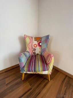 PATCHWORK FAREBNÉ DIZAJNOVÉ KRESLO 🌸