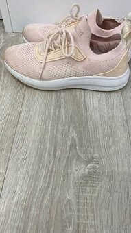 Predam tenisky vel. 37 zn. Sprandi, Cropp