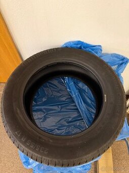 Zimné pneumatiky 235/55 R17 Continental ContiWinter Contact