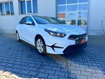 Kia Ceed 1,5 118 kw Automat ZÁRUKA
