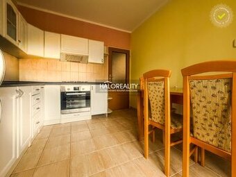 HALO reality - Prenájom, trojizbový byt Považská Bystrica, R - 1