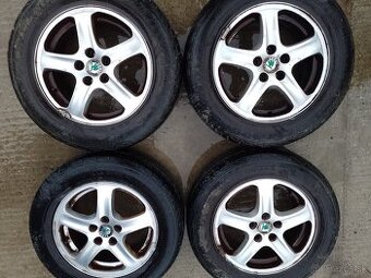 Predám obuté 15 " elektróny 5x100 - 1