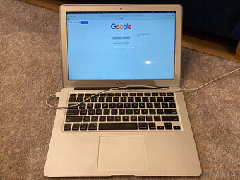Predám Apple MacBook Air 13" i5 Mid 2013 8 GB DDR3 128 GB