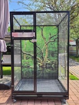 Klietka pre papagaja