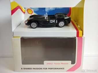 BBURAGO-FERRARI 1:43-F50,250 TESTA ROSSA