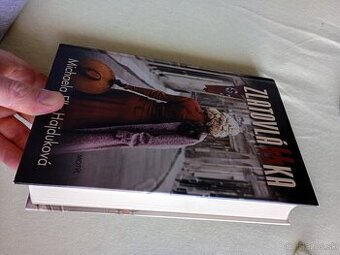 Predám knihu Zlatovlásska od Michaela Ela Hajdukova