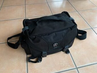 Fotobrašna Tamrac Pro-8-profi středně velká-kvalita