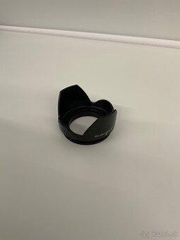 Slnečná clona (lens hood)