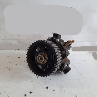 Predám vstrekovacie čerpadlo Suzuki SX4 1.9 DDiS 0445010097