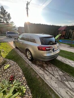 Opel Insignia 2.0 CDTI (2016) – Havarované