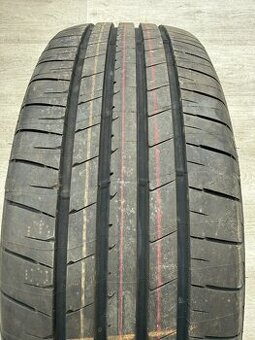R18LETNÍ PNEU BRIDGESTONE 215/55/18 95H DOT25 DEMO