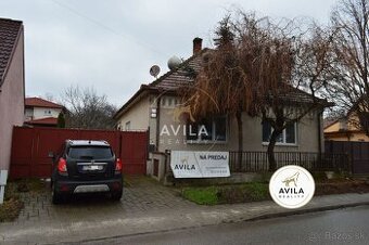 TOP NA PREDAJ: pôvodný 5izbový RD s veľkorysým pozemkom 1273