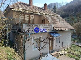 Na predaj starší rodinný dom v Žarnovici - 1