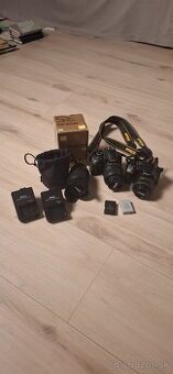Nikon D3500 + 3 objektívy + 2 batérie + 2 nabíjačky + d3100