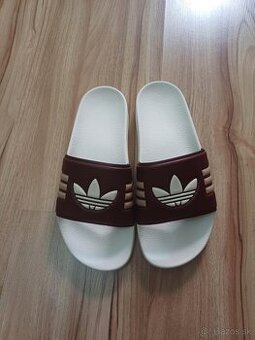 Šľapky Adidas - 1