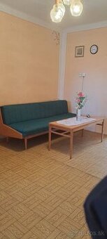 Darujem nábytok vhodný na chalupu - 1