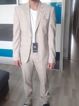 Predám pánsky oblek - 1