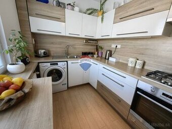 Kompletne zrekonštruovaný 2 izb. byt v Starom Meste