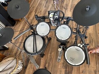 Roland, elektronické bicie v top stave