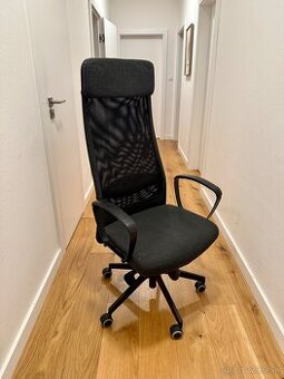 MARKUS kancelárska stolička v TOP stave