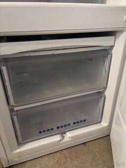 Predám chladničku Whirpool