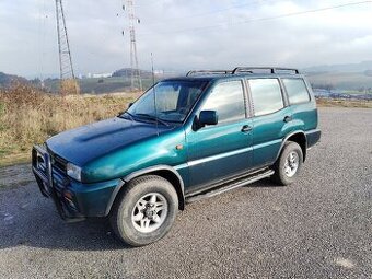 nissan terrano 2 2,7TD 74kw 4x4 - 1