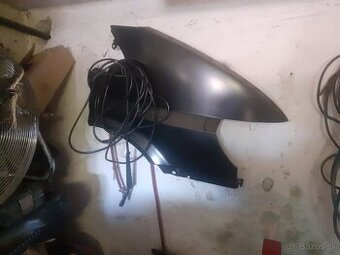 Predám blatnik Ford tranzit