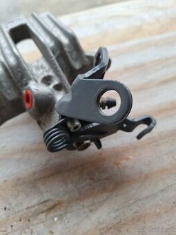 Zadný brzdový strmeň Seat Toledo Altea