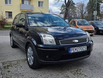 FORD Fusion 1.4 - benzín