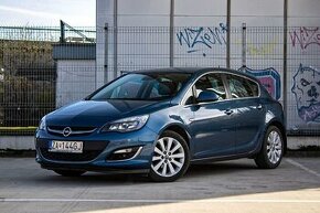 Opel Astra 1.4 Turbo 140k Cosmo