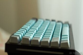 Klavesnica Glorious GMMK Pro + Gateron Ink Black