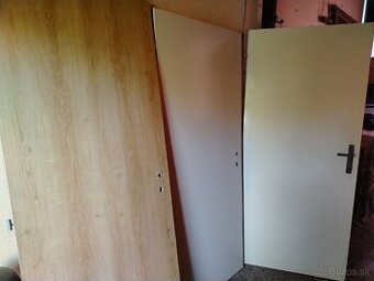 dvere L  2x80ky 1x70ky falc.