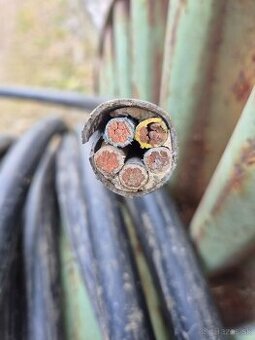 Predám elektrický kábel CYKY-J 5X25